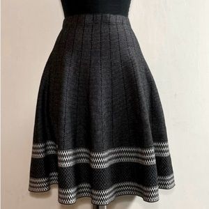 SIONI, Gorgeous knit circular skirt